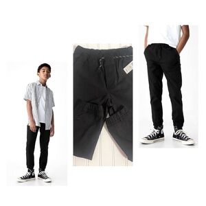 NWT Gap Boys Everyday Joggers True Black Size Small Drawstring and Pockets